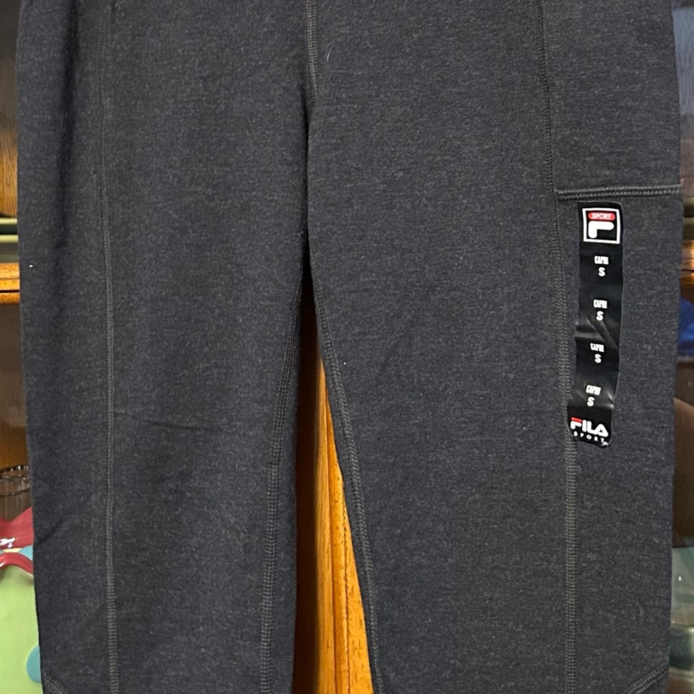 FILA Sport Crop Capri Legging